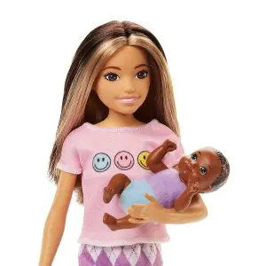 Barbie Skipper Babysitters Inc Set With Skipper Doll in 'Smiley' Top, Baby Doll & 4 Themed Pieces HJY32