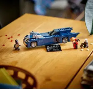 Lego Batman with the Batmobile 76274 (435 Pieces)