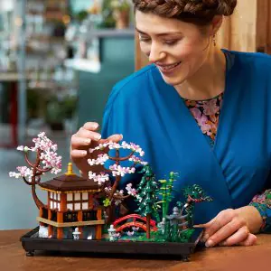 Lego Icons Tranquil Garden 10315 (1363 Pieces)