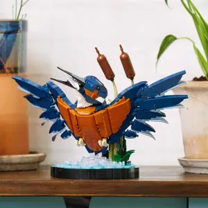 Lego Kingfisher Bird 10331 (834 Pieces)