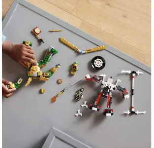 Lego Ninjago Lloyd's Mech Battle EVO Blocks Kit 71781
