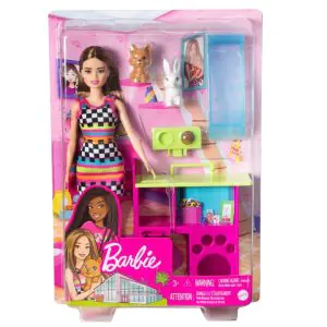 Barbie Doll & Pet Playset HGM62