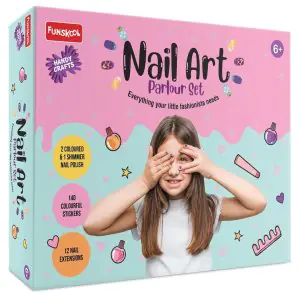 Funskool Handycrafts Nail Art Parlour Set