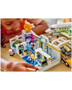 Lego Heartlake City Airport and Airplane 42656 (958 Pieces)
