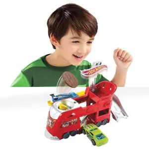 Hot Wheels Dine & Dash Playset FJN39