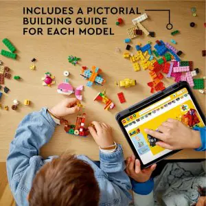 Lego Classic Creative Ocean Fun Blocks Kit 11018