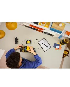 Lego Volvo L120 Electric Wheel Loader 42209 (973 Pieces)