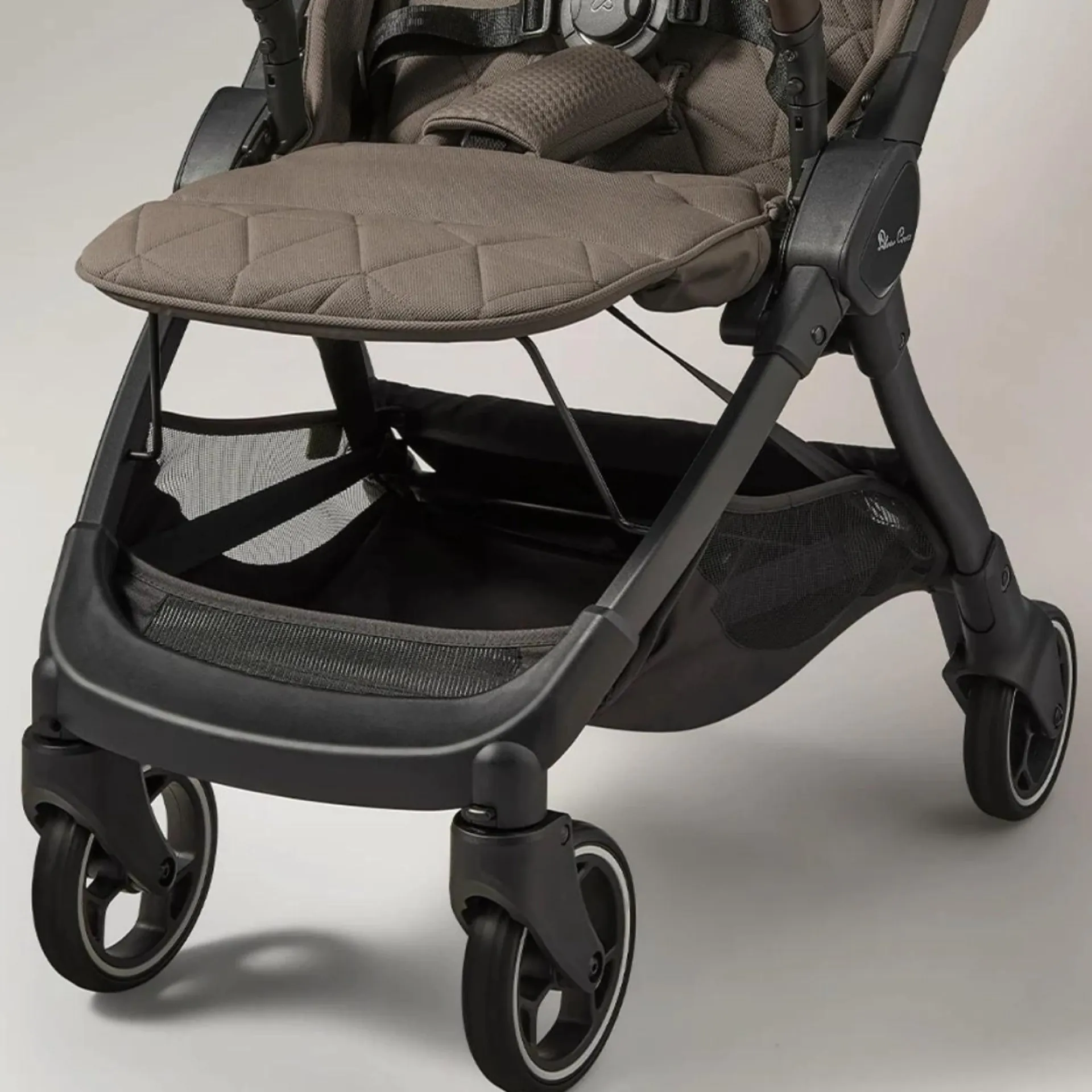 【新品未使用】SilverCross　CLIC・COBBLE Silvercross Clic Compact Stroller for Travelling in Cobble | TikTok
